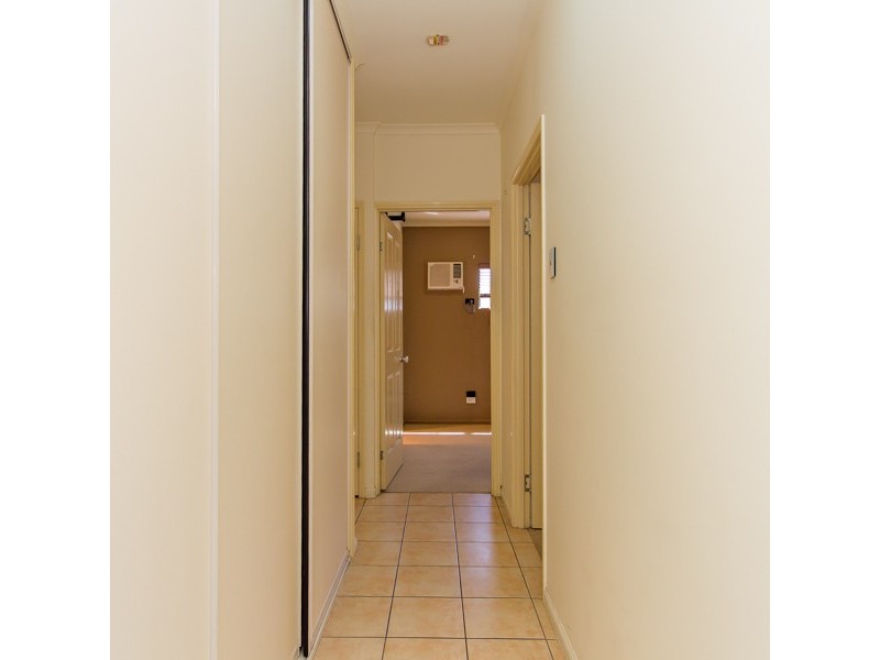 2/24 Meadow Street, North Mackay QLD 4740