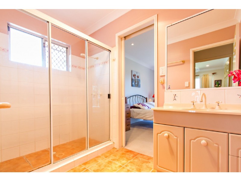 39 John Oxley Ave, Rural View QLD 4740