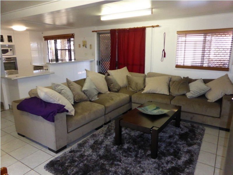 35 Banksia Avenue, Andergrove QLD 4740