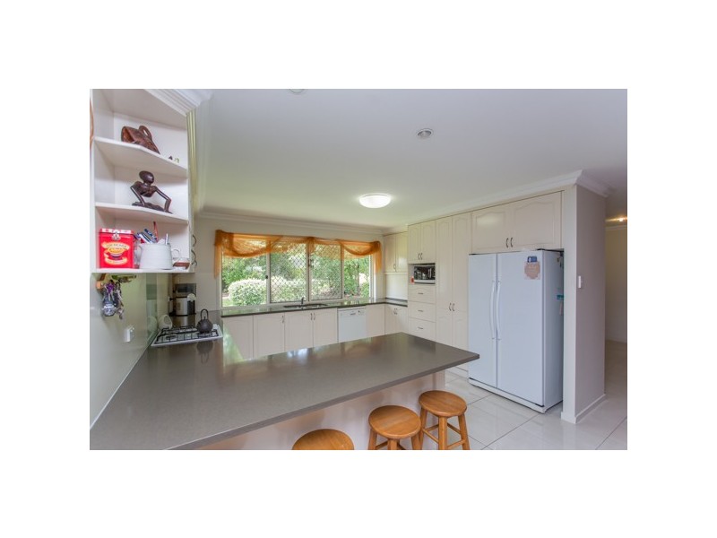 4 Polly Crescent, Richmond QLD 4740