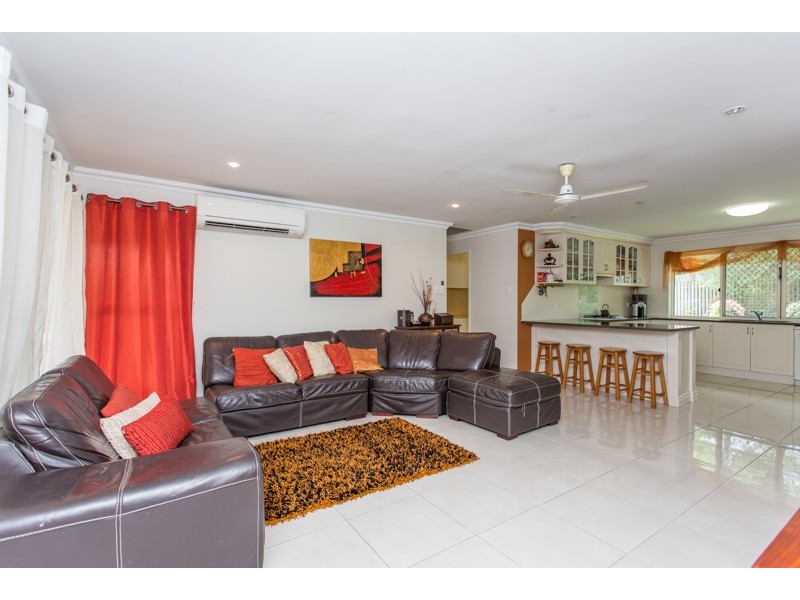 4 Polly Crescent, Richmond QLD 4740