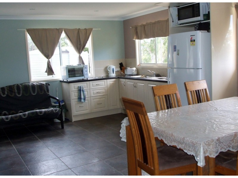 10 Ching Creek, Sarina QLD 4737