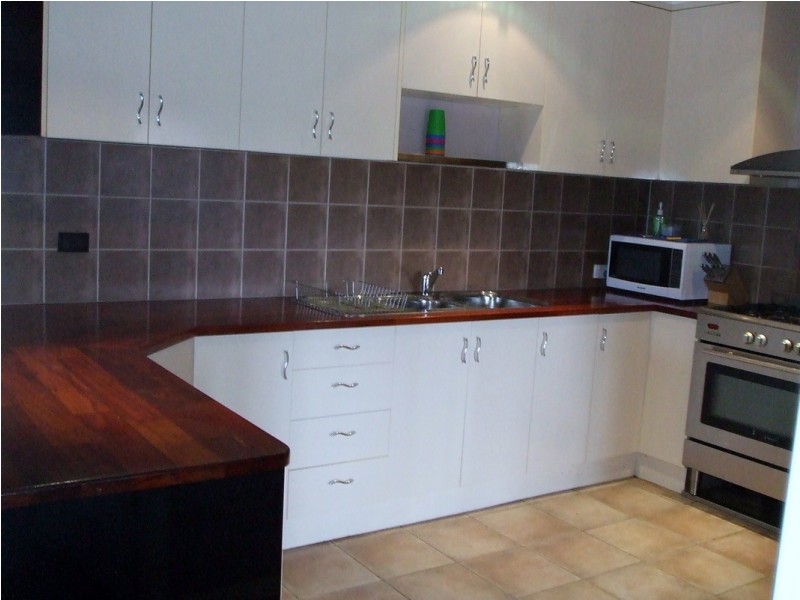 10 Ching Creek, Sarina QLD 4737