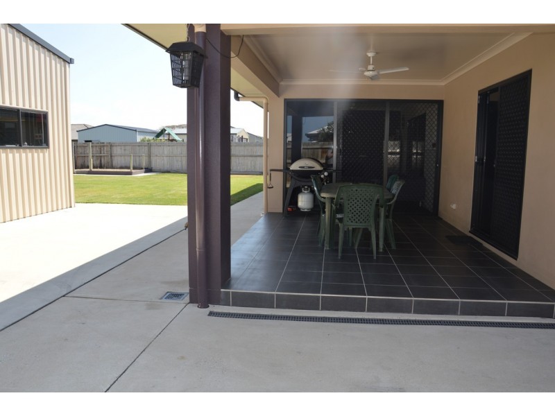 12 Rutland Place, Marian QLD 4753