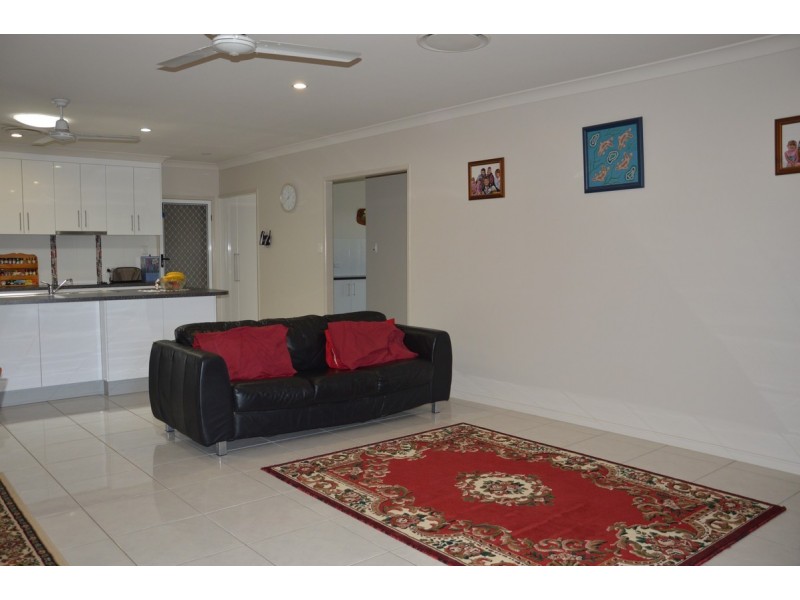 12 Rutland Place, Marian QLD 4753