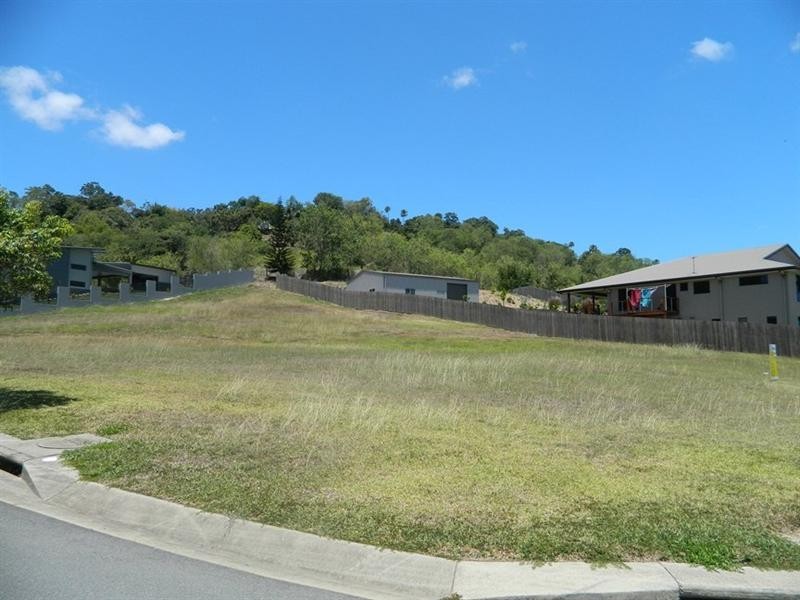 2 Eyre Place, Erakala QLD 4740
