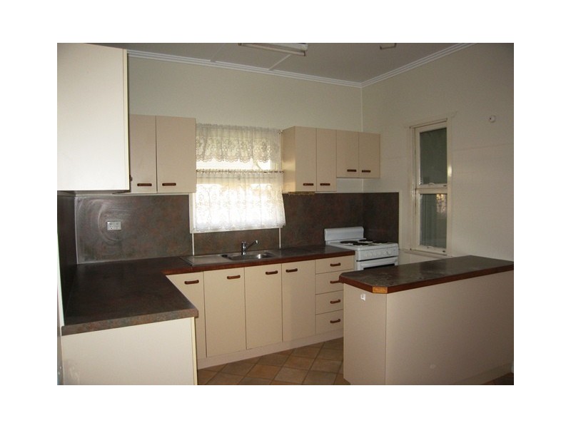 1 Ferguson Street, West Mackay QLD 4740