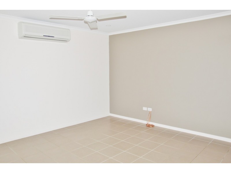 10 Katey Crescent, Mirani QLD 4754