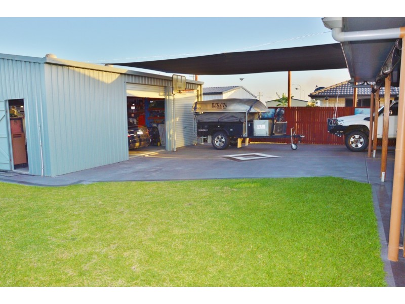 10 Katey Crescent, Mirani QLD 4754