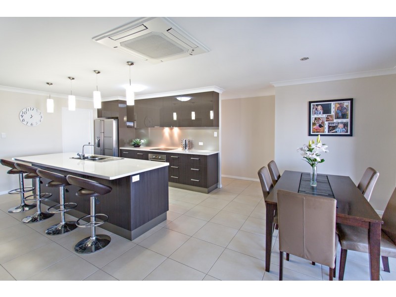 5 Macartney Drive, Marian QLD 4753