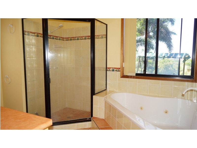 6 The Top Deck, Blacks Beach QLD 4740
