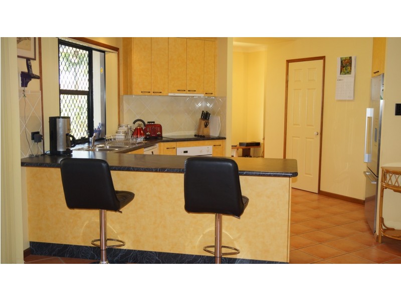 6 The Top Deck, Blacks Beach QLD 4740
