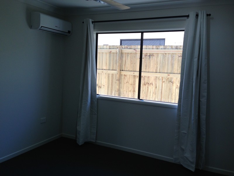 6 Jager Street, Rural View QLD 4740