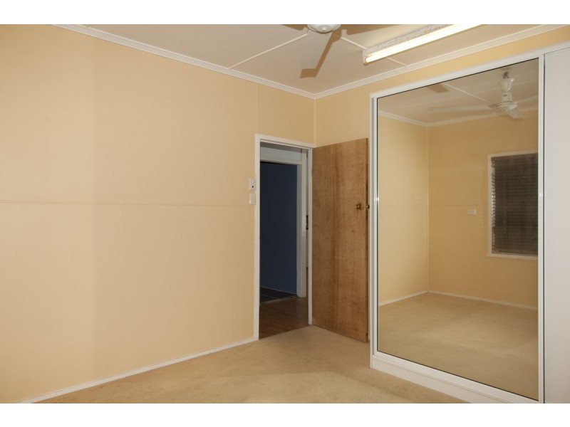 1 Matthew Street, Finch Hatton QLD 4756