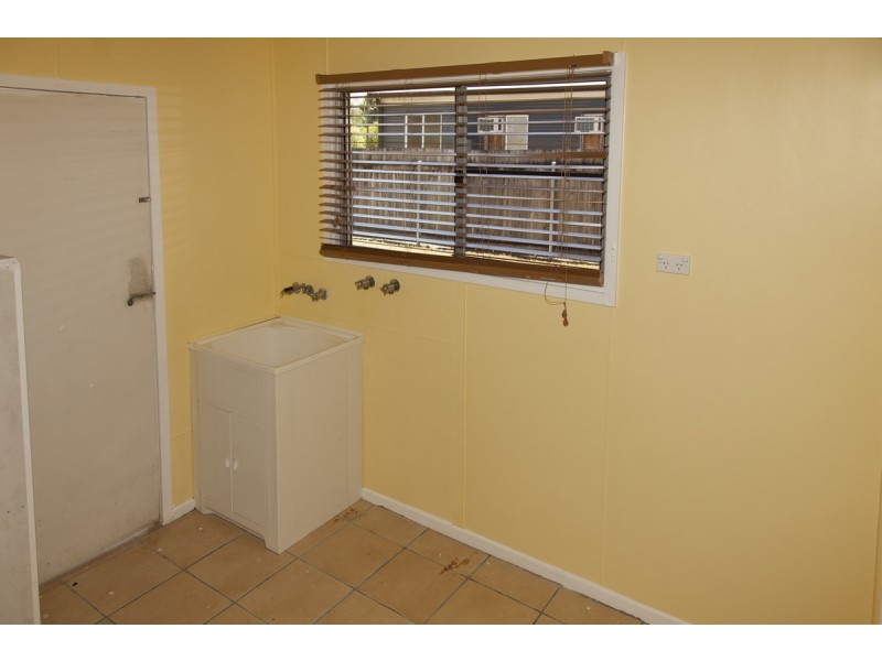 1 Matthew Street, Finch Hatton QLD 4756