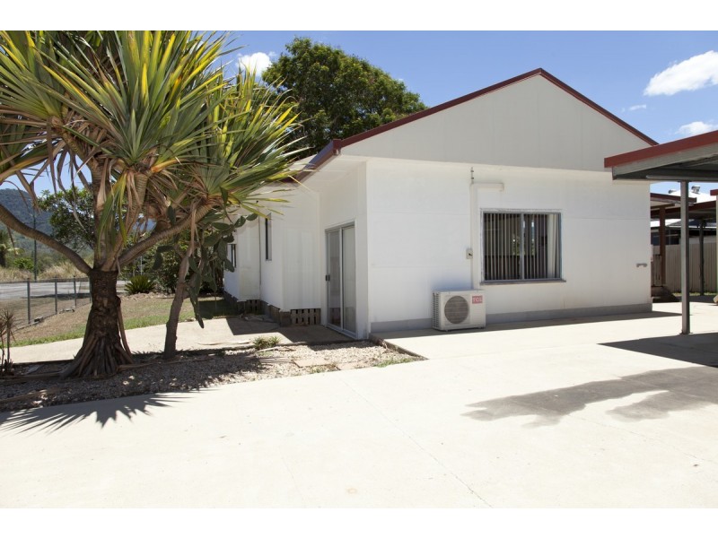 1 Matthew Street, Finch Hatton QLD 4756