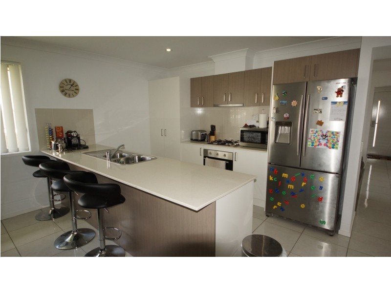 30 Kristy Crescent, Eimeo QLD 4740