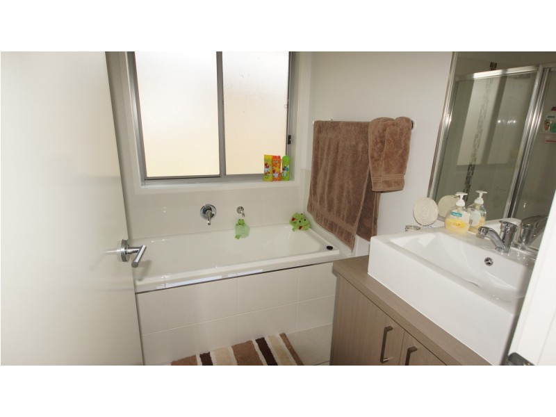 30 Kristy Crescent, Eimeo QLD 4740
