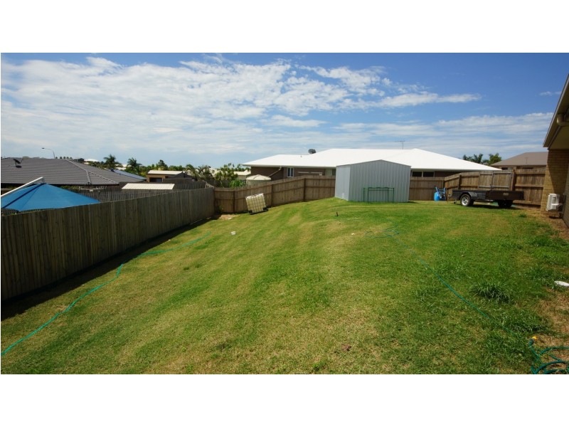 30 Kristy Crescent, Eimeo QLD 4740