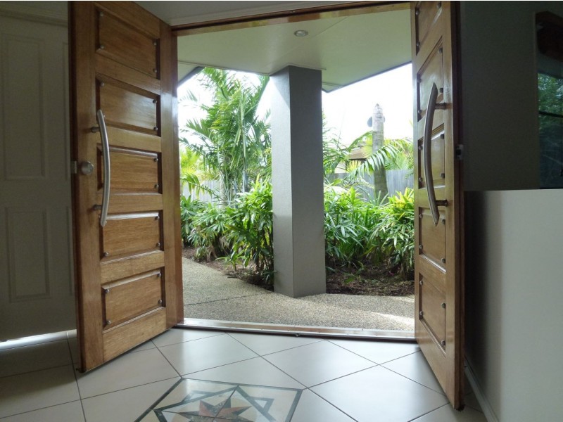 18 Friarbird Avenue, Blacks Beach QLD 4740