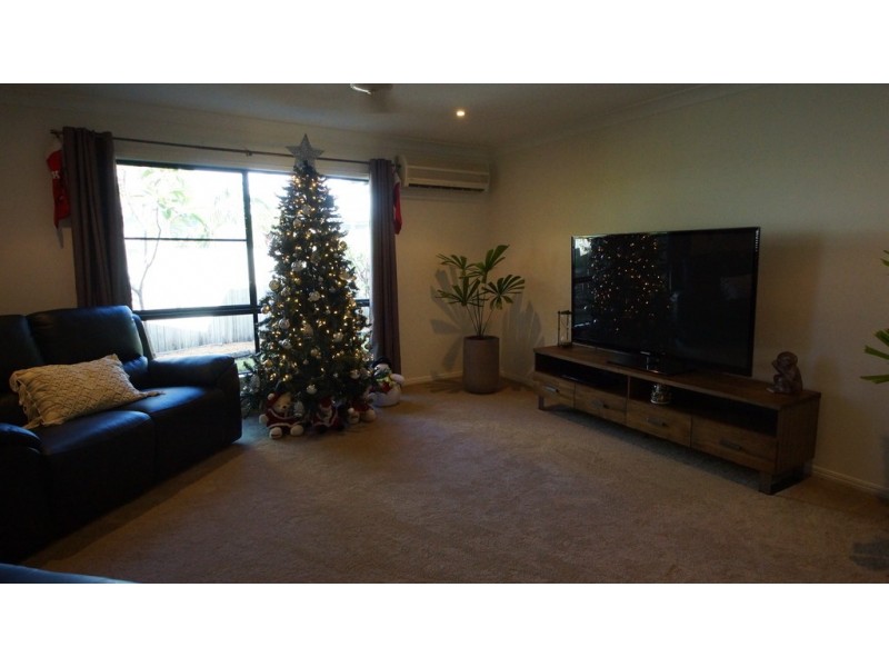 18 Friarbird Avenue, Blacks Beach QLD 4740