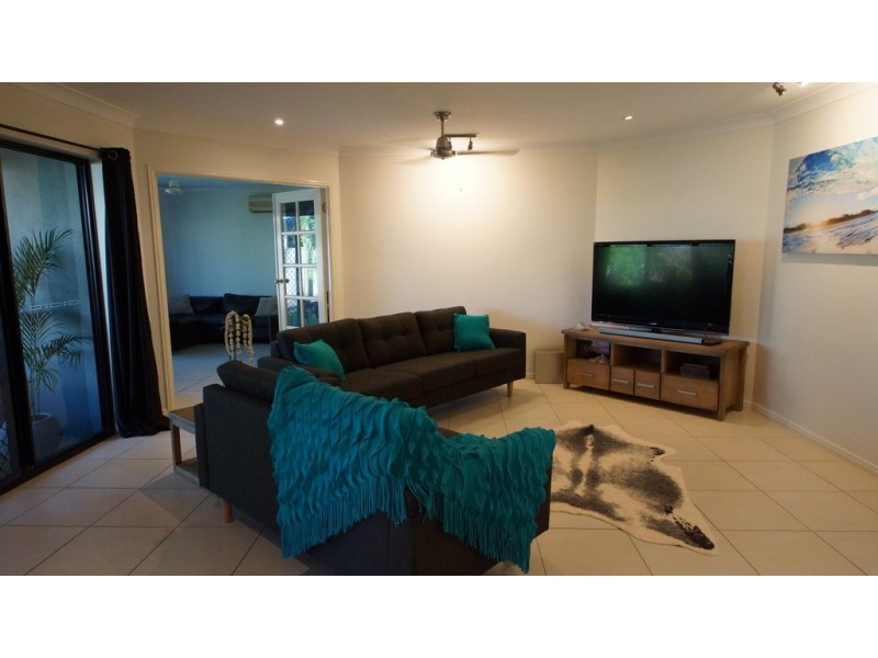 18 Friarbird Avenue, Blacks Beach QLD 4740