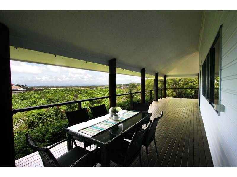 4 Ian Wood Drive, Dolphin Heads QLD 4740