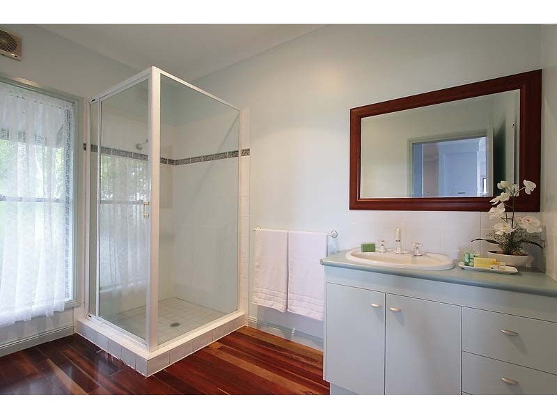 4 Ian Wood Drive, Dolphin Heads QLD 4740