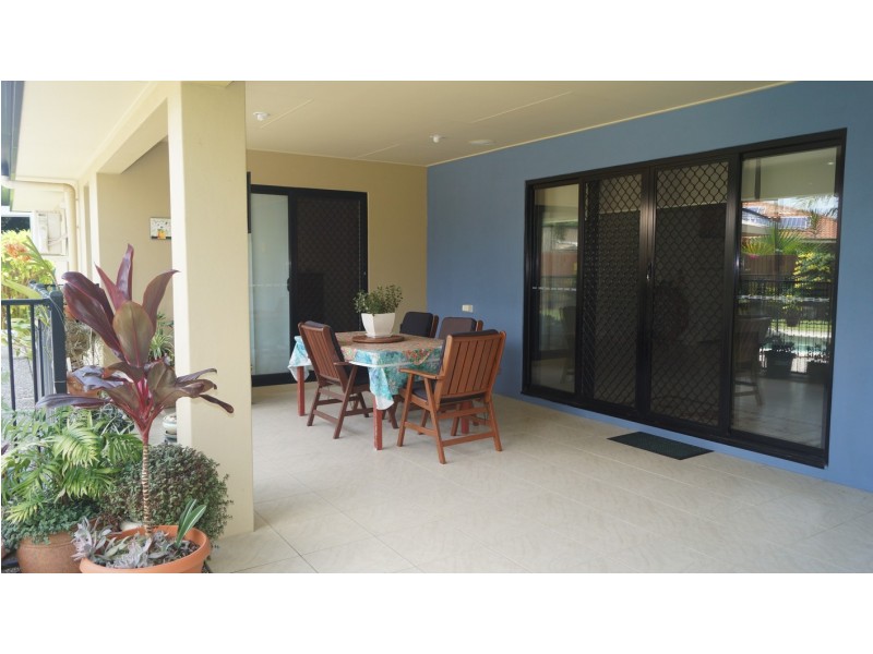 7 Helga Court, Glenella QLD 4740