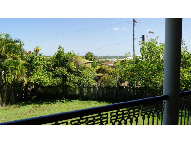 2a James Croker Drive, Mount Pleasant QLD 4740