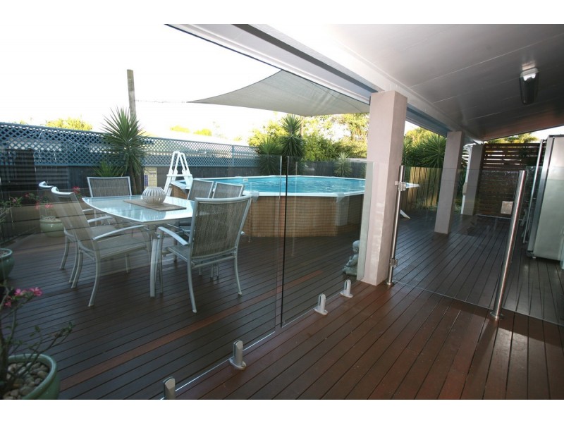 16 Barton Street, West Mackay QLD 4740