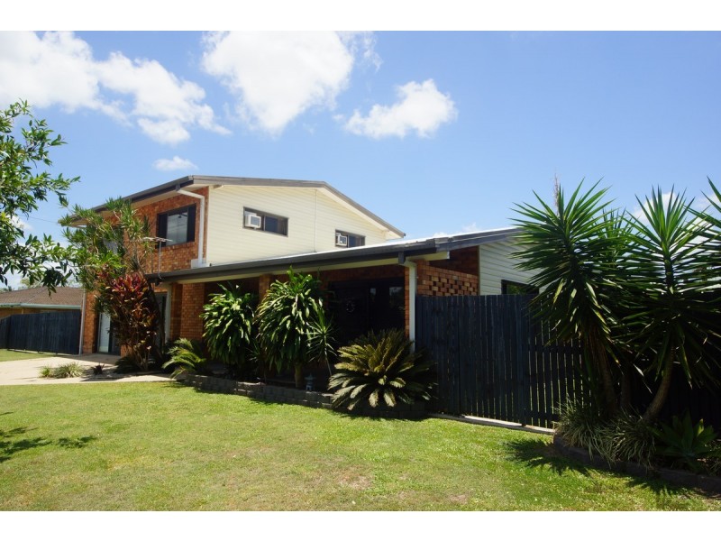 16 Barton Street, West Mackay QLD 4740