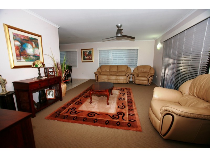 16 Barton Street, West Mackay QLD 4740