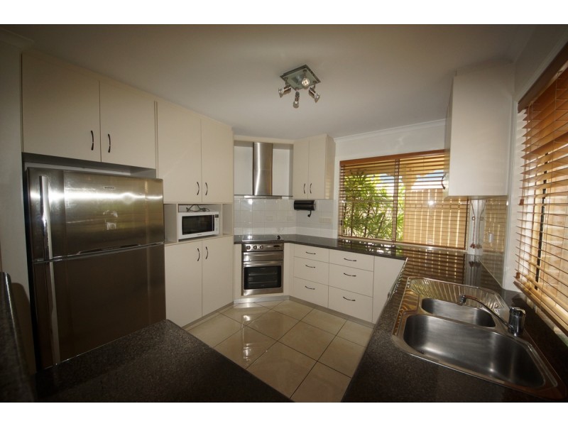 3/2 Grant Street, Mackay QLD 4740