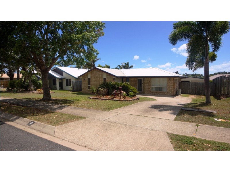 8 Avalon Drive, Rural View QLD 4740