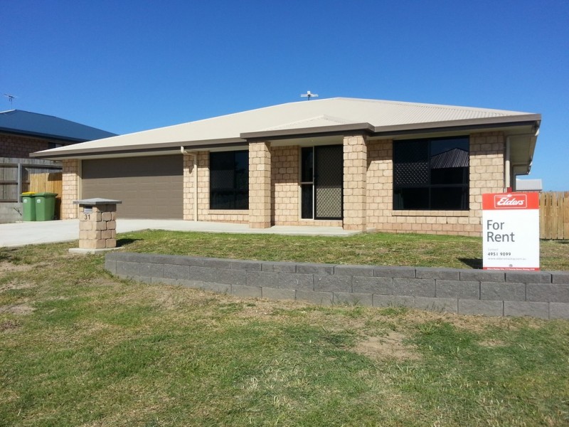 31 Hawkins Street, Bucasia QLD 4750