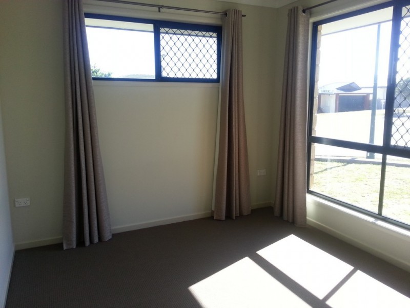 31 Hawkins Street, Bucasia QLD 4750