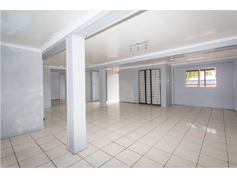 8 Janz Street, Slade Point QLD 4740