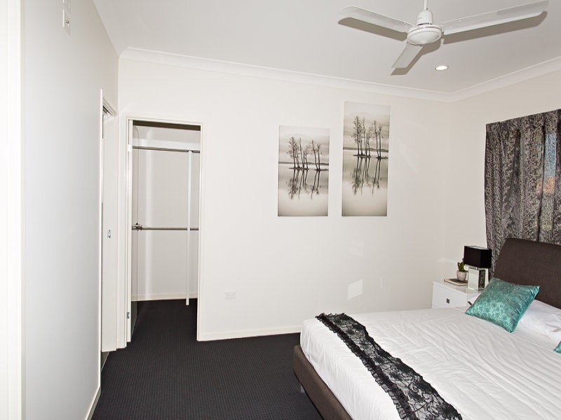 3 Primavera Boulevard, Richmond QLD 4740