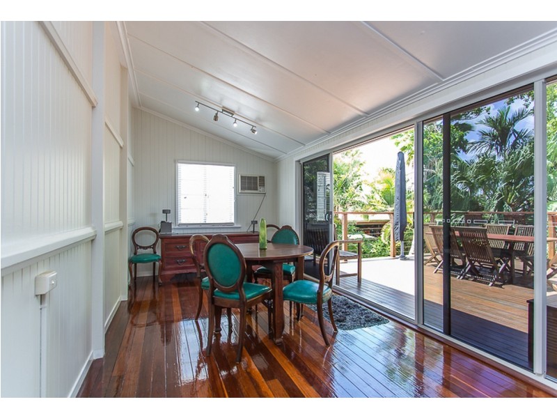 12 Wardrop Street, West Mackay QLD 4740