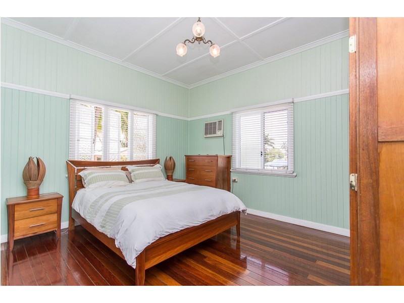 12 Wardrop Street, West Mackay QLD 4740