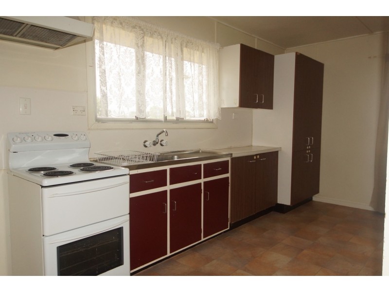 4 Cassia Court, Nebo QLD 4742