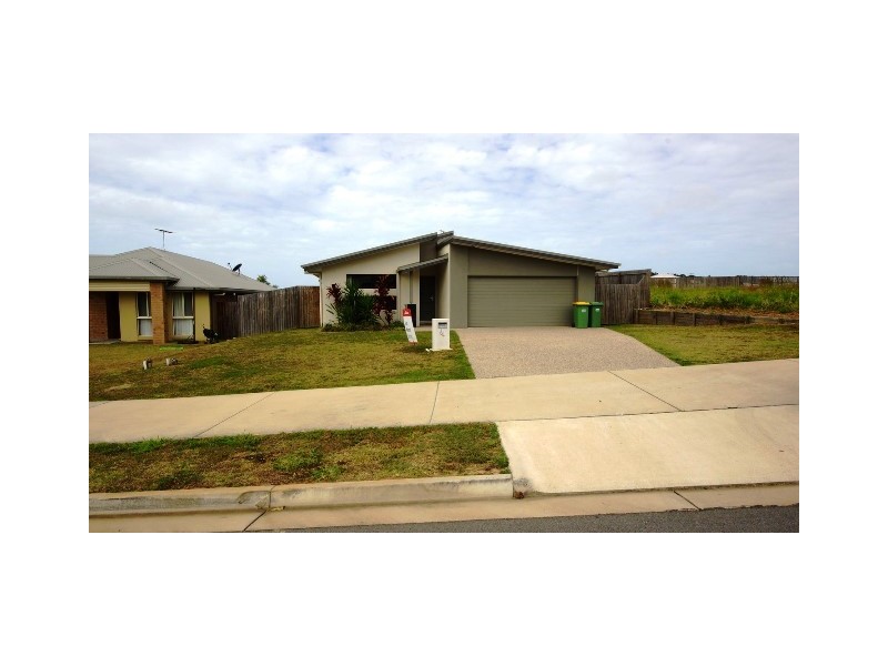 64 Dawson Boulevard, Rural View QLD 4740