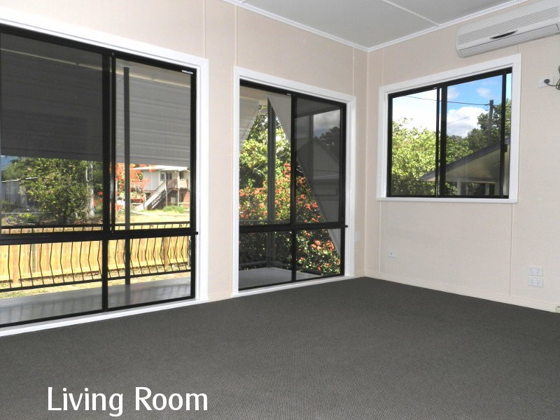 7 Peoples Street, Finch Hatton QLD 4756