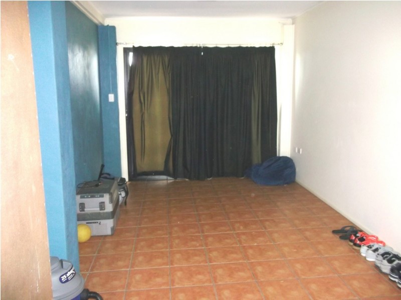 25 Dennis Street, South Mackay QLD 4740