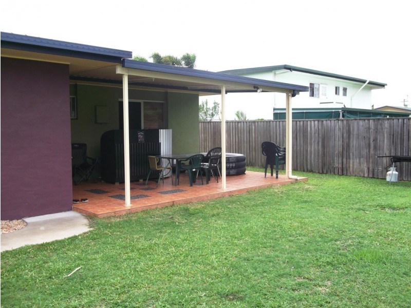 25 Dennis Street, South Mackay QLD 4740