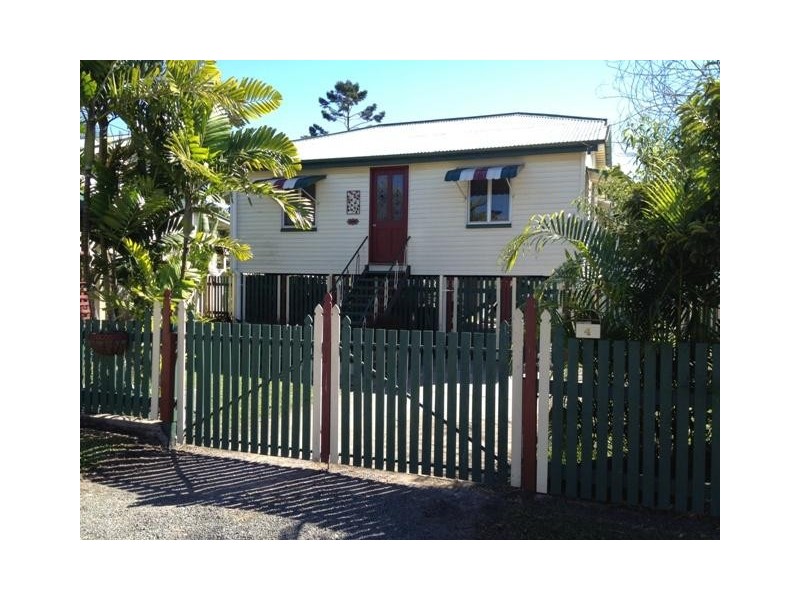 4 Breen Street, Sarina QLD 4737