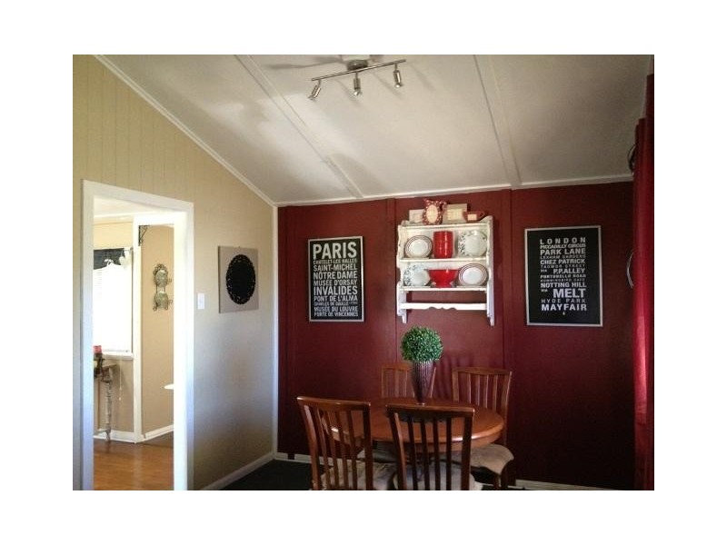 4 Breen Street, Sarina QLD 4737