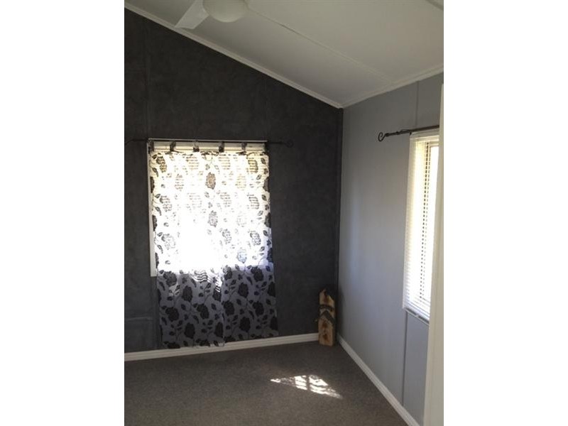 4 Breen Street, Sarina QLD 4737