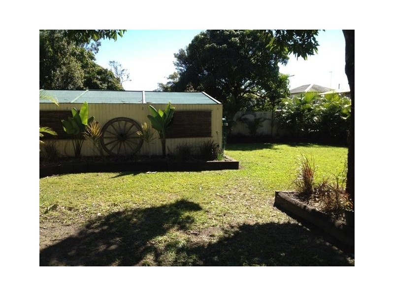 4 Breen Street, Sarina QLD 4737